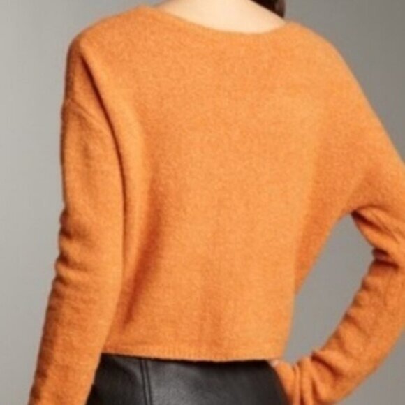 BCBG Women's Ida Sweater Cropped Wool Blend Pullover Fuzzy Black Size Small - Picture 13 of 13